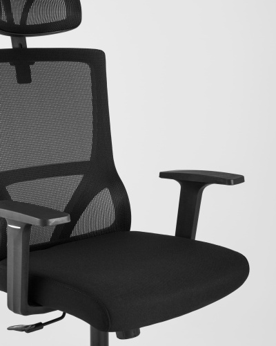 Кресло руководителя TopChairs Local черное. Фото №9