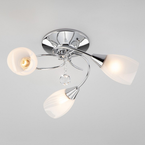 Потолочная люстра Eurosvet Virginia 30100/3 хром. Фото №1